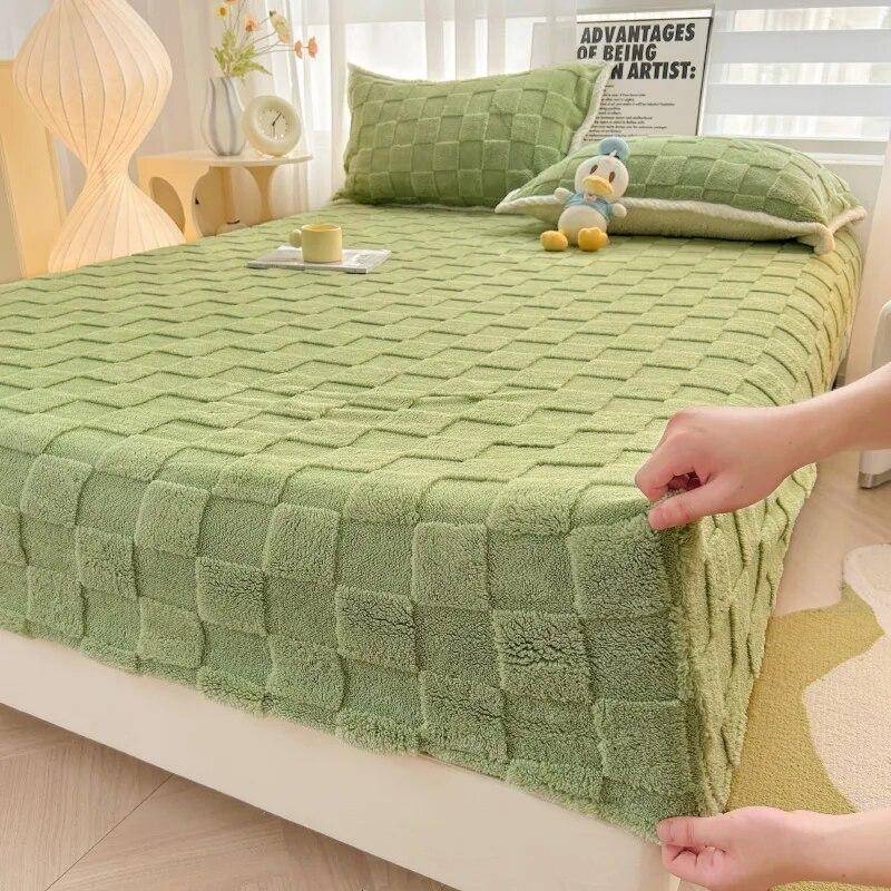 Winter Warm Spannbettlaken Taff Samt Fleece Bettwäsche Einzel-/Doppel-/King-/Queen-Size-Plüsch-Matratzenbezug Dicke Bettdecke 2xPillowcase 48x74cm von Joom DACH