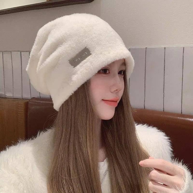 Winter Warme Plüsch Mützen Mütze Für Frauen Weich Flauschig Fell Baggy Slouchy Skullcaps Koreanisches Mädchen Hip Hop Verdicken Pullover Bonnet weiß von Joom DACH