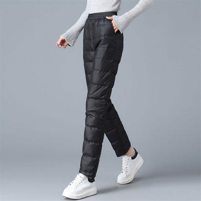 Winter Warme Übergroße Daunenhose Lässige Jogginghose mit elastischer Taille für Damen im Freien Dicke Hose XXXL schwarz von Joom DACH