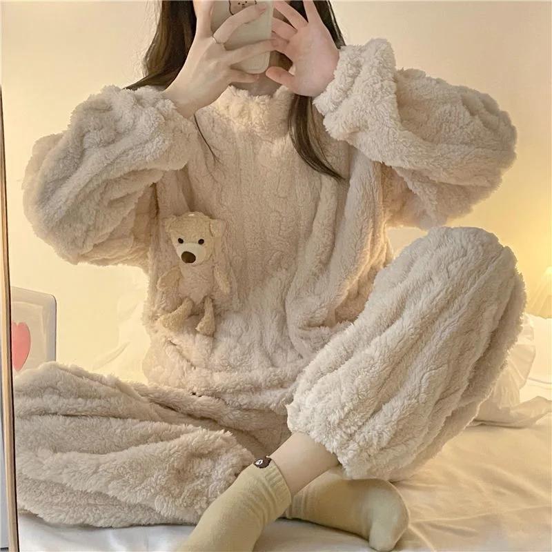 Winter verdickter Damen-Schlafanzug, langer Plüsch, süßer, süßer, mit Fleece gefütterter, warmer Bären-Homewear-Kleidung, beliebter roter Internet-Anzug für Damen XXL von Joom DACH