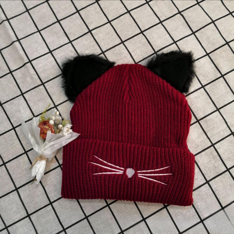 Wintermütze mit Katzenohren, gestrickt, für Damen, süße bestickte Wolle, großer Kopfumfang, warme Beanie-Kappe rot von Joom DACH
