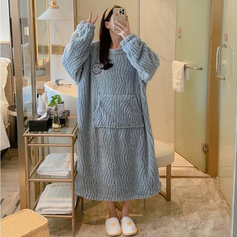 Winternachthemd für Damen, Flanell, große Größe, verdickter Pyjama, warmer Pyjama, Schlafanzug, Schlafanzug, Freizeitanzug, Hauskleidung 5XL von Joom DACH