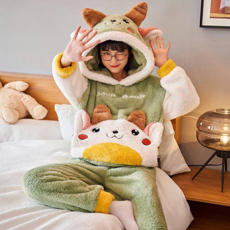 Winteroutfit für Damen, lang, Flanell, süßer Karton, groß, warme, lustige Lounge-Kleidung für Damen, Plüsch-Pyjama mit Kapuze 6XL von Joom DACH