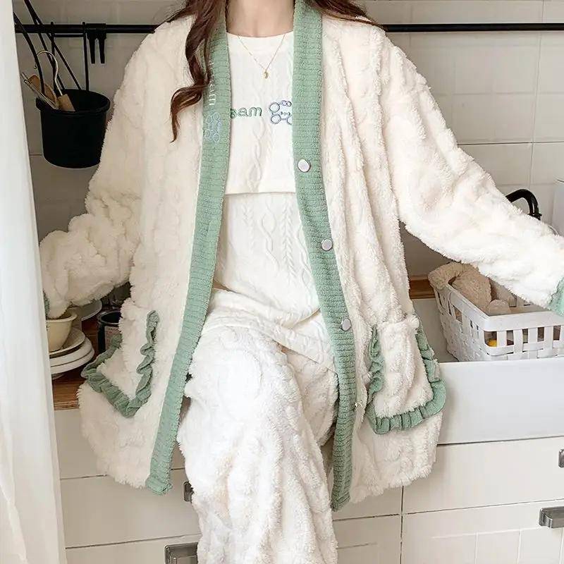 Winterverdickter Umstandspyjama, Korallenfleece-Pyjama, Damen Verdickte Warme Hauskleidung, Damen Hauskleidung 2XL weiß von Joom DACH