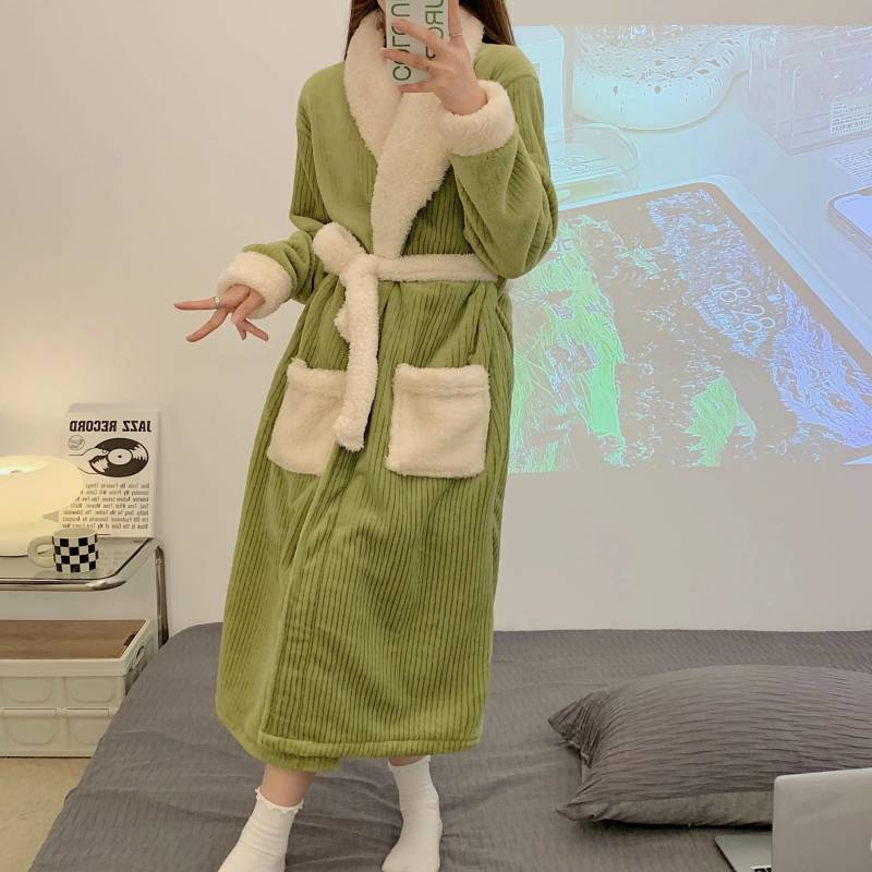 Winterzeit Erweiterte Korallen Fleece Einfarbig Nachthemd Verdickt Lange Stil Ms. Warme, lockere Loungewear-Bademäntel in großer Größe für Damen 2XL von Joom DACH