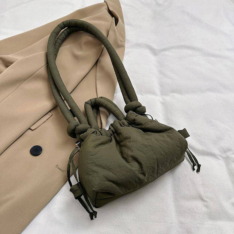 Yogodlns Mode kleine Puffer Einkaufstasche Designer gepolsterte Frauen Schultertaschen Nylon Daunen Baumwolle Umhängetasche Mini Lady Handtaschen 23x10x15cm grün von Joom DACH