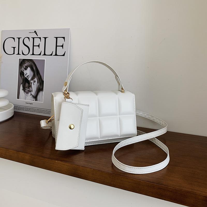 Yogodlns Spirng neue Klappe Quadratische Tasche Für Frauen PU Leder Schulter Messenger Tasche Textur Umhängetasche Einfache Einfarbige Handtasche 20*7*12cm weiß von Joom DACH