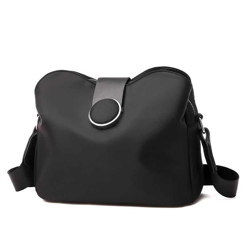 Yogodlns Vintage Nylon Wasserdichte Umhängetasche Frauen Wilde Umhängetasche Einfache Messenger Bag Tägliche Weibliche Handtasche Reise Dame Geldbörse Bolso 22x11x18cm schwarz von Joom DACH
