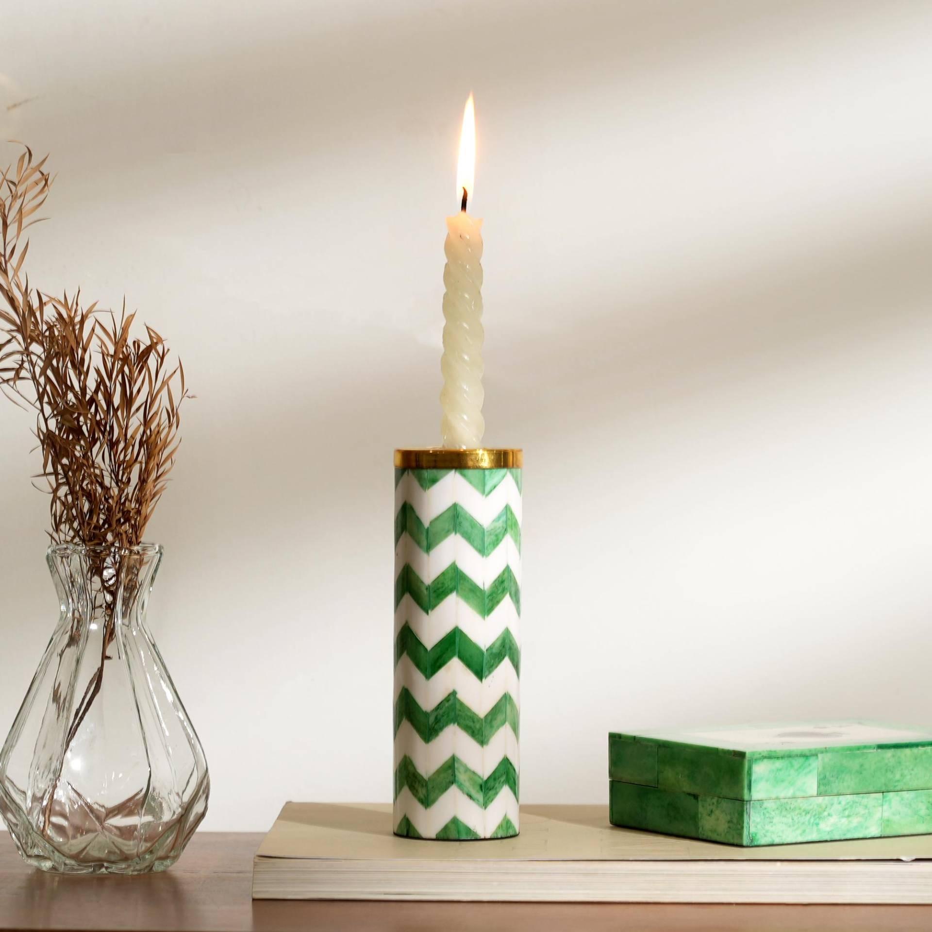 Zickzack Kerzenhalter – Knochen- & Holzeinlegearbeit grün von Joom DACH