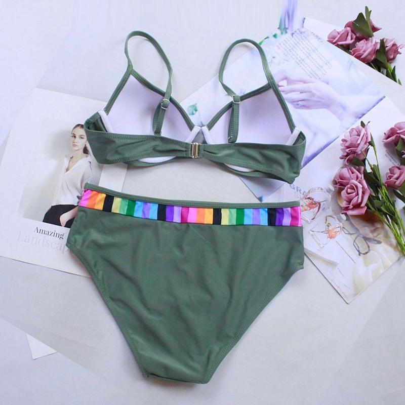 Zweiteilige Sets Damenbekleidung Anzug trennt Badebekleidung Gepolsterter Push-up-BH für Damen Bikini-Set Badeanzug Badeanzug Muster Streifen Strandmode XXXL von Joom DACH