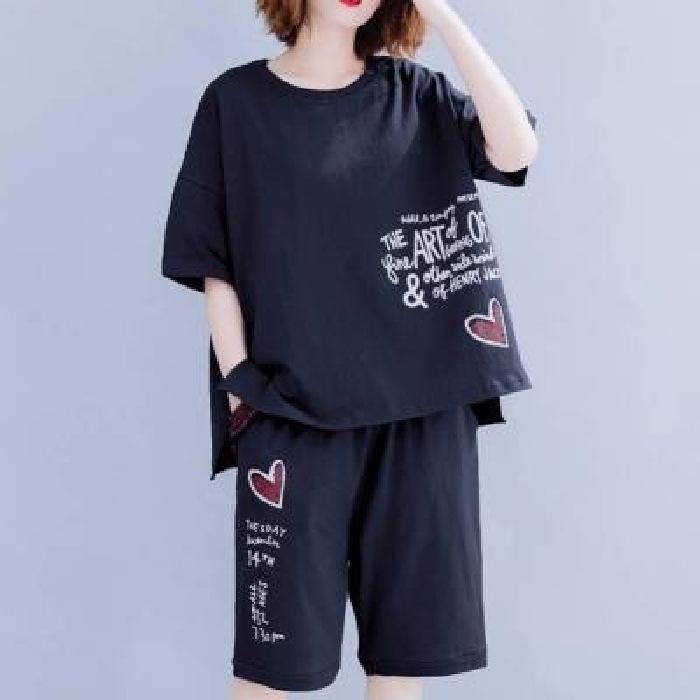 Zweiteiliges Sommer-Set für Damen in Übergröße: Kurzarm-T-Shirt und lässige Shorts 4XL von Joom DACH