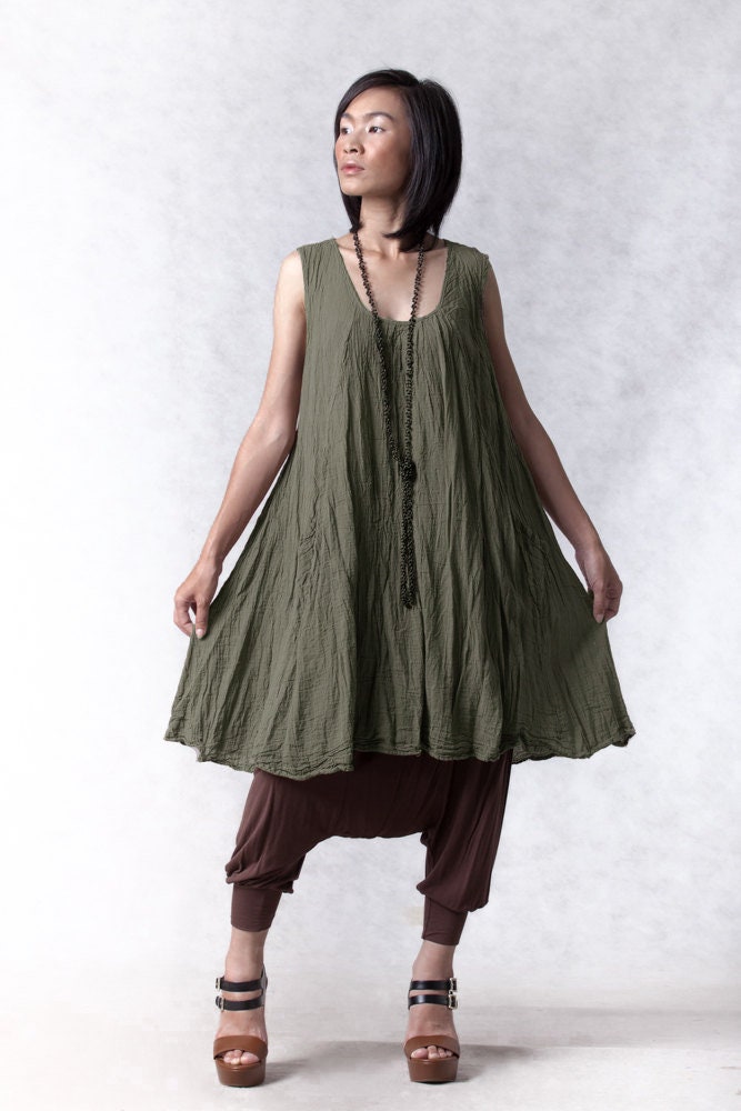 No.19 Ärmelloses Gefaltetes Front-A-Linien-Tunika-Oberteil Für Damen, Naturfaser-Flexible Baumwolle Beiläufiges Lockeres Tunika-Kleid in Olive von JoozieCotton