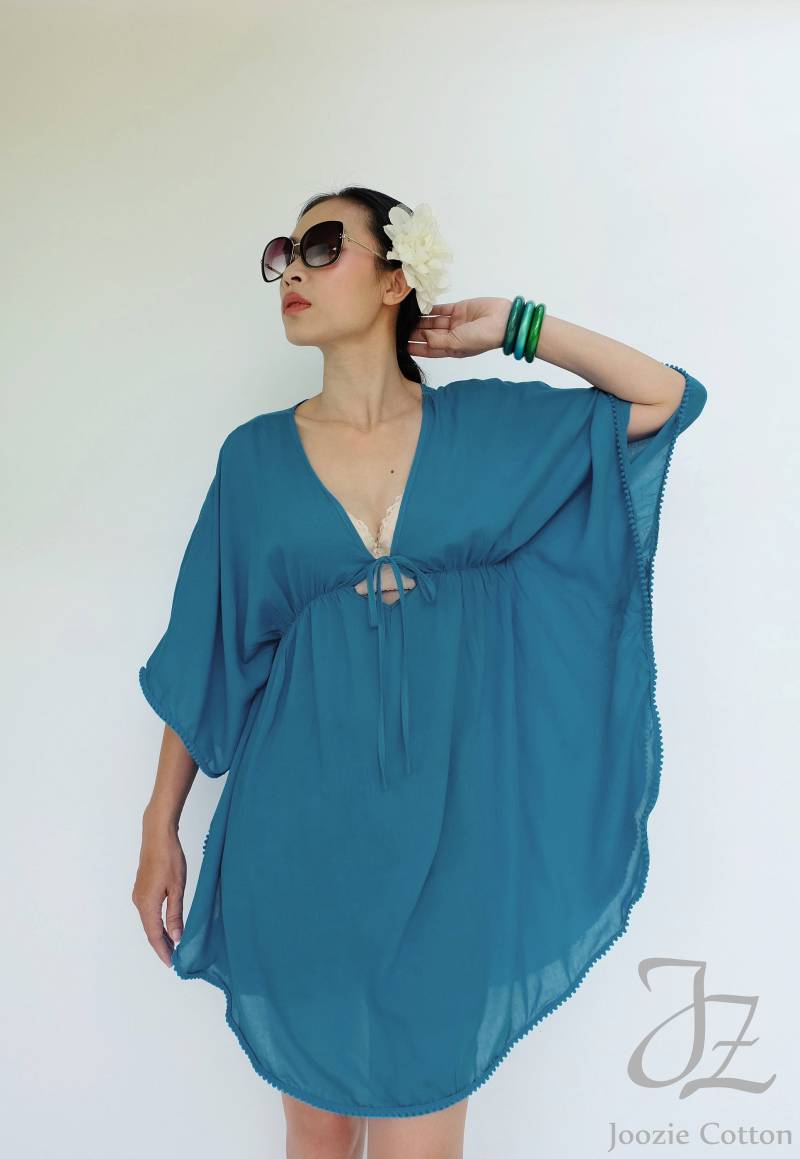 No.216 Damen Kaftan Top Mit V-Ausschnitt, Bommelborte, Tunika, Bademode in Türkis von JoozieCotton