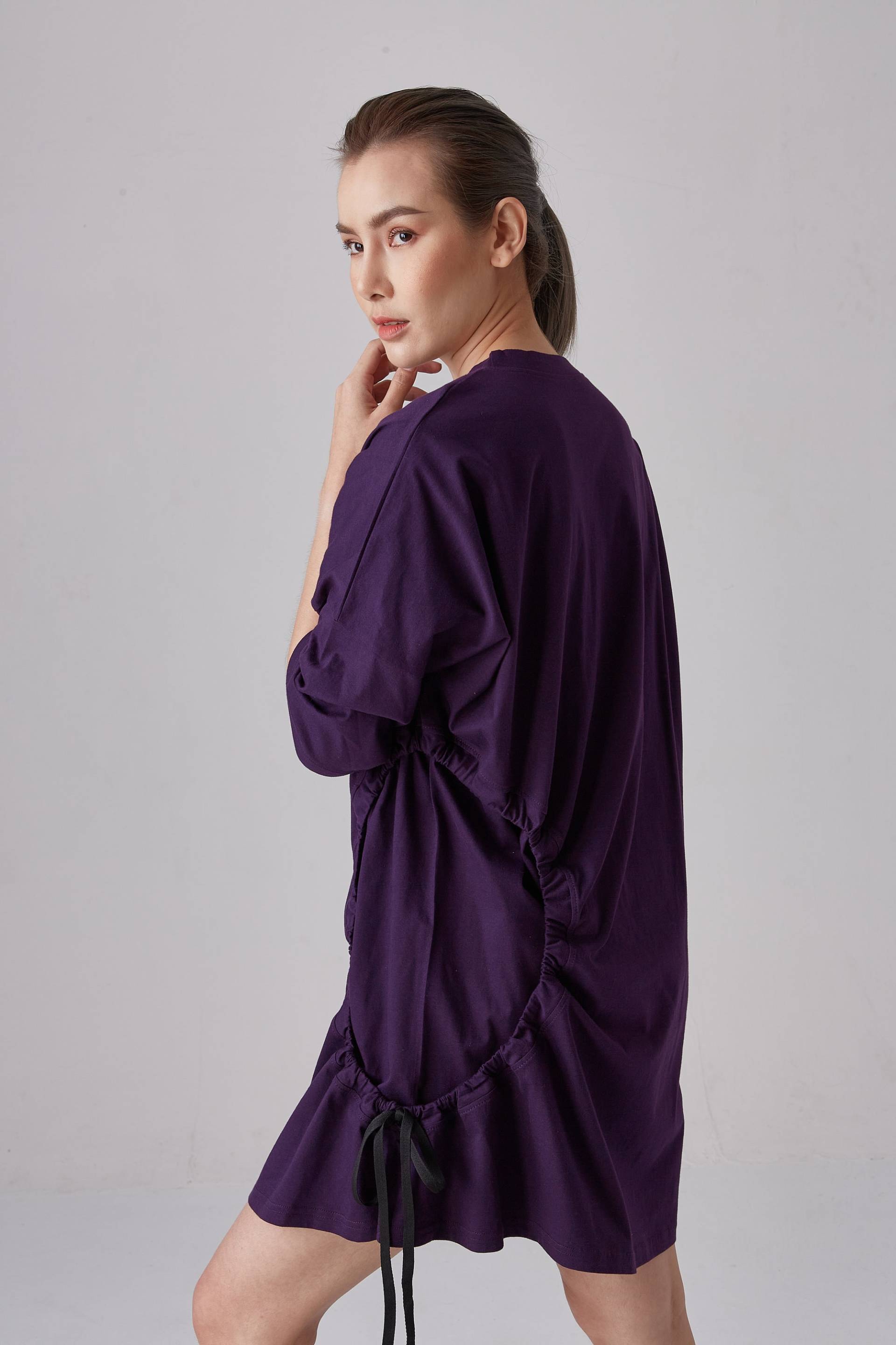 No.257 Frauen Rundhals Kurzarm Geraffte Kreis Kleid, T-Shirt Kleid in Lila von JoozieCotton