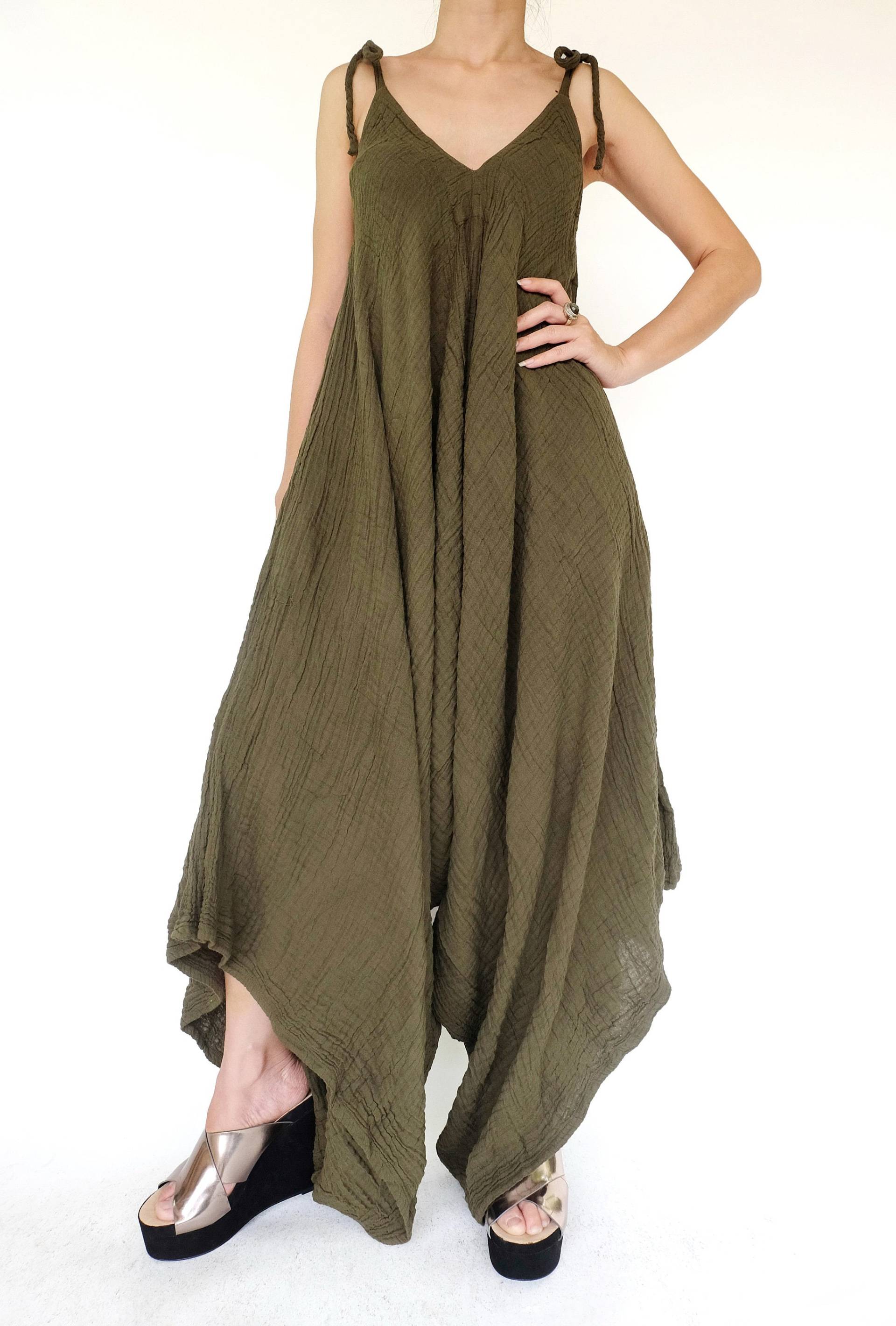 No.275 Damen Lagenlook Strampler Mit Weitem Bein, Lässiger Harem Overall, Sommer Strand Olivfarbener Playsuit von JoozieCotton