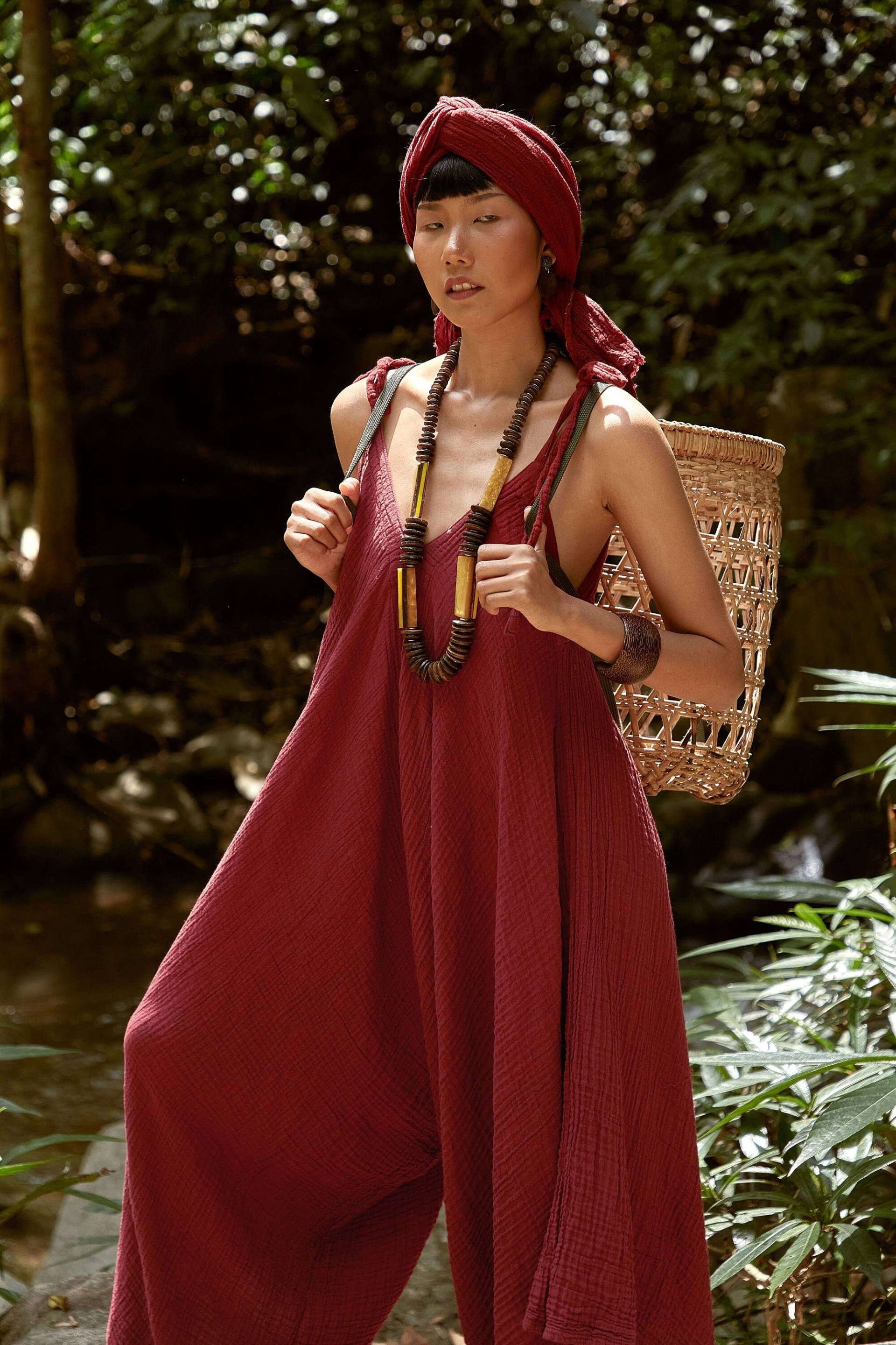 No.275 Damen Lagenlook Strampler Mit Weitem Bein, Lässiger Harem Overall, Sommer Strand Playsuit in Rot von JoozieCotton