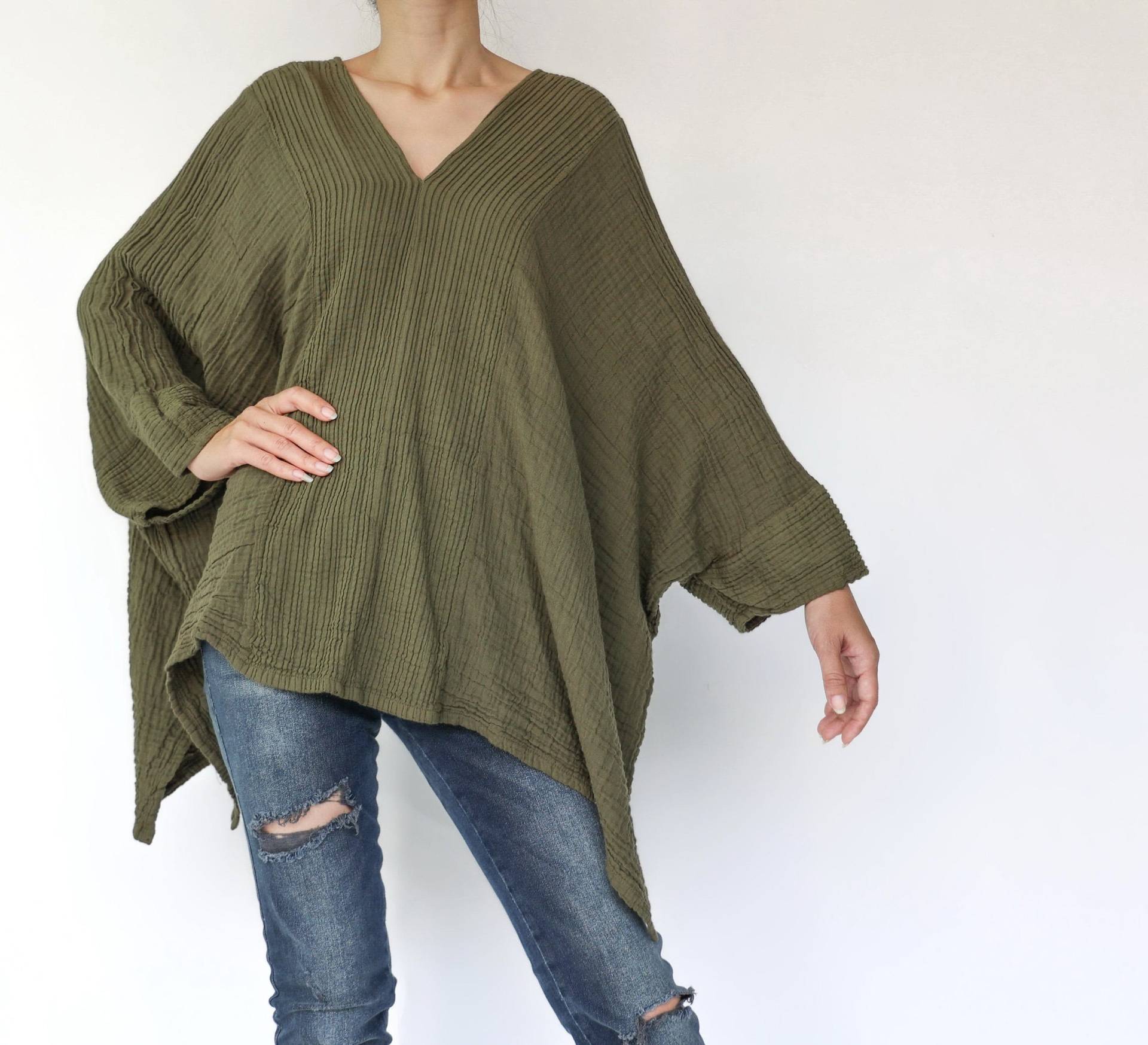 No.276 Damen Kaftan Top Mit V-Ausschnitt, Lockeres Lässiges Sommer Top, Naturfaser Flexible Baumwolle Beachwear in Olive von JoozieCotton