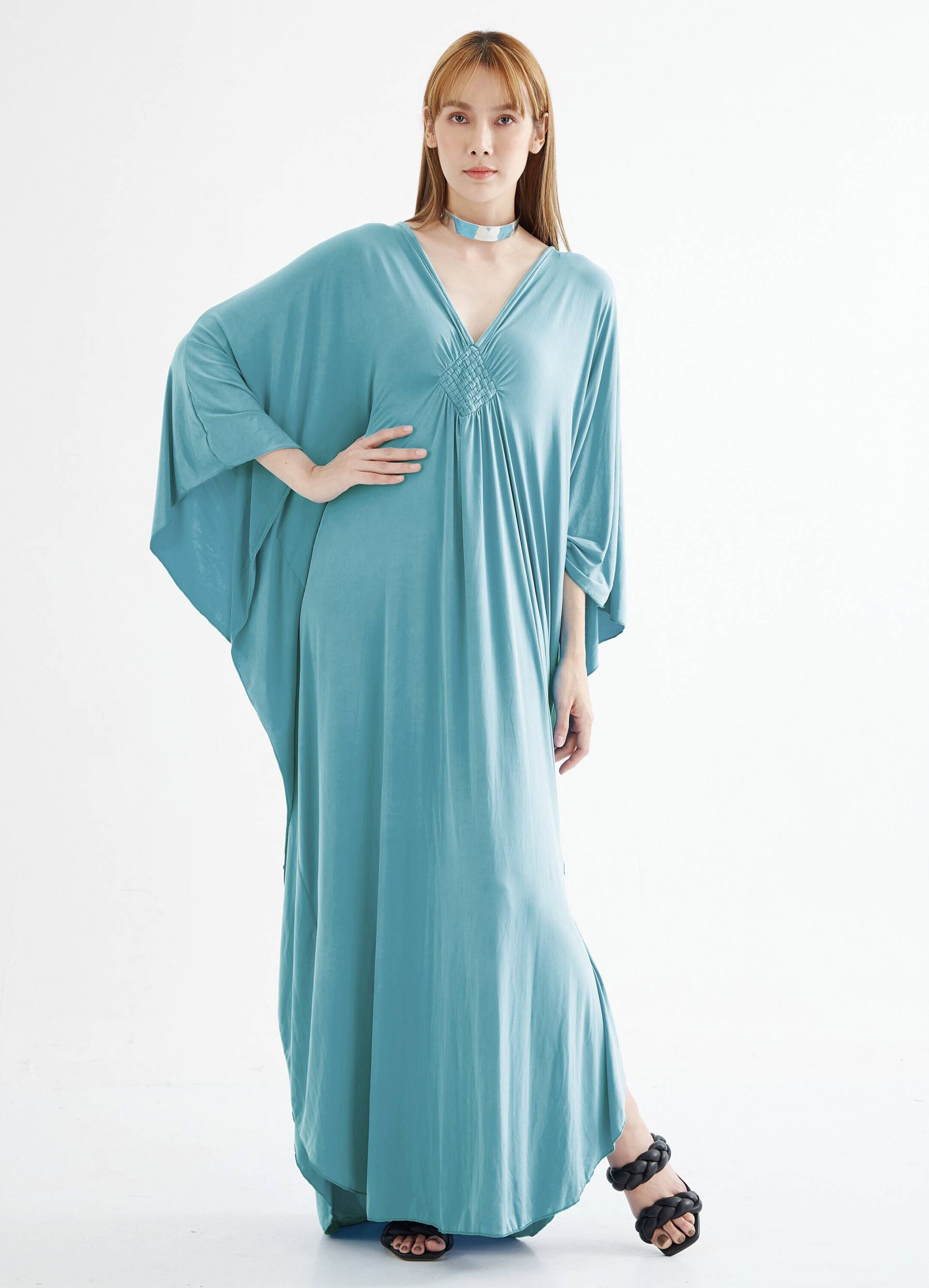 No.281 Damen Kaftan Kleid Mit V-Ausschnitt, Lange Kaftan, Plus Size Kleid, Strandkleidung, in Hellblau von JoozieCotton