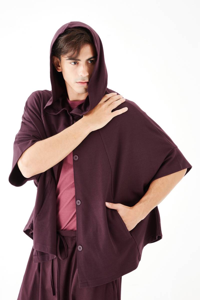 No.283 Herren Kurzarm Kapuzen Strickjacke, Kapuzencape, Poncho Mit Kapuze, Unisex Hoodie in Plum von JoozieCotton