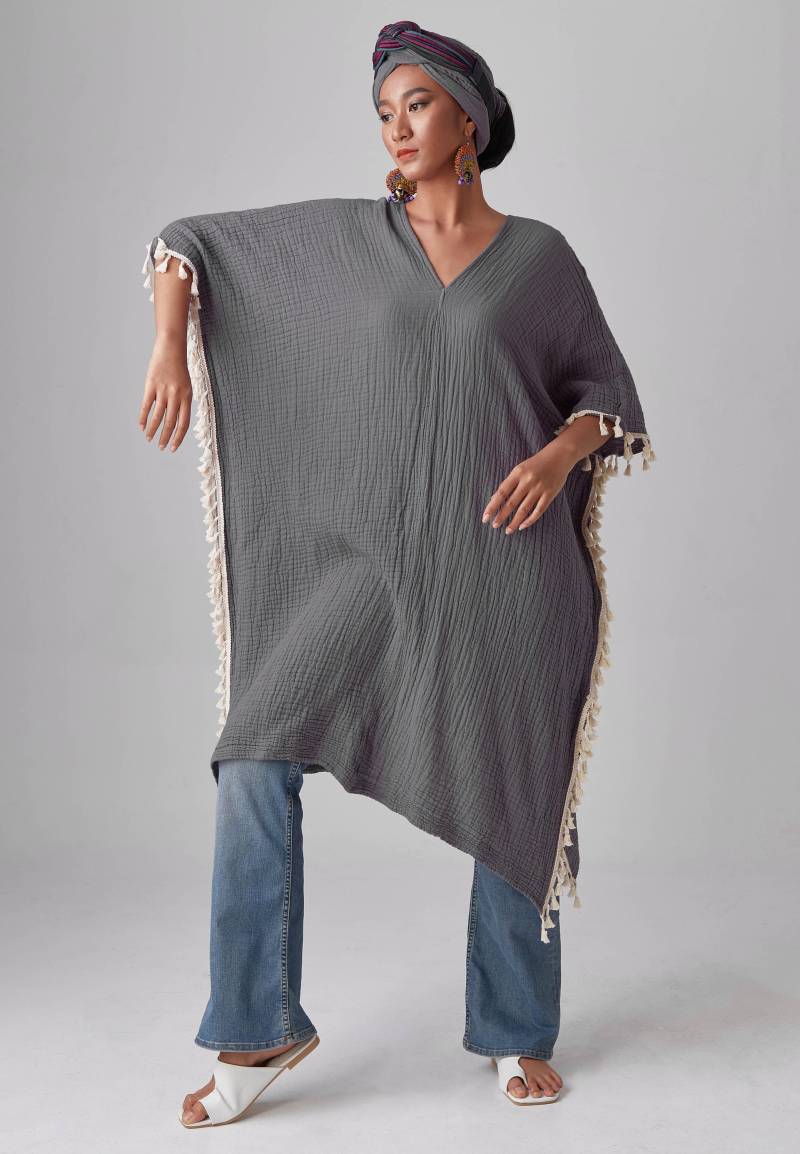 No.287 Damen Kaftan Mit Fransenborte, Resort Kleid, Boho Naturfaser Flexible Baumwolle in Bläulich-Grau von JoozieCotton