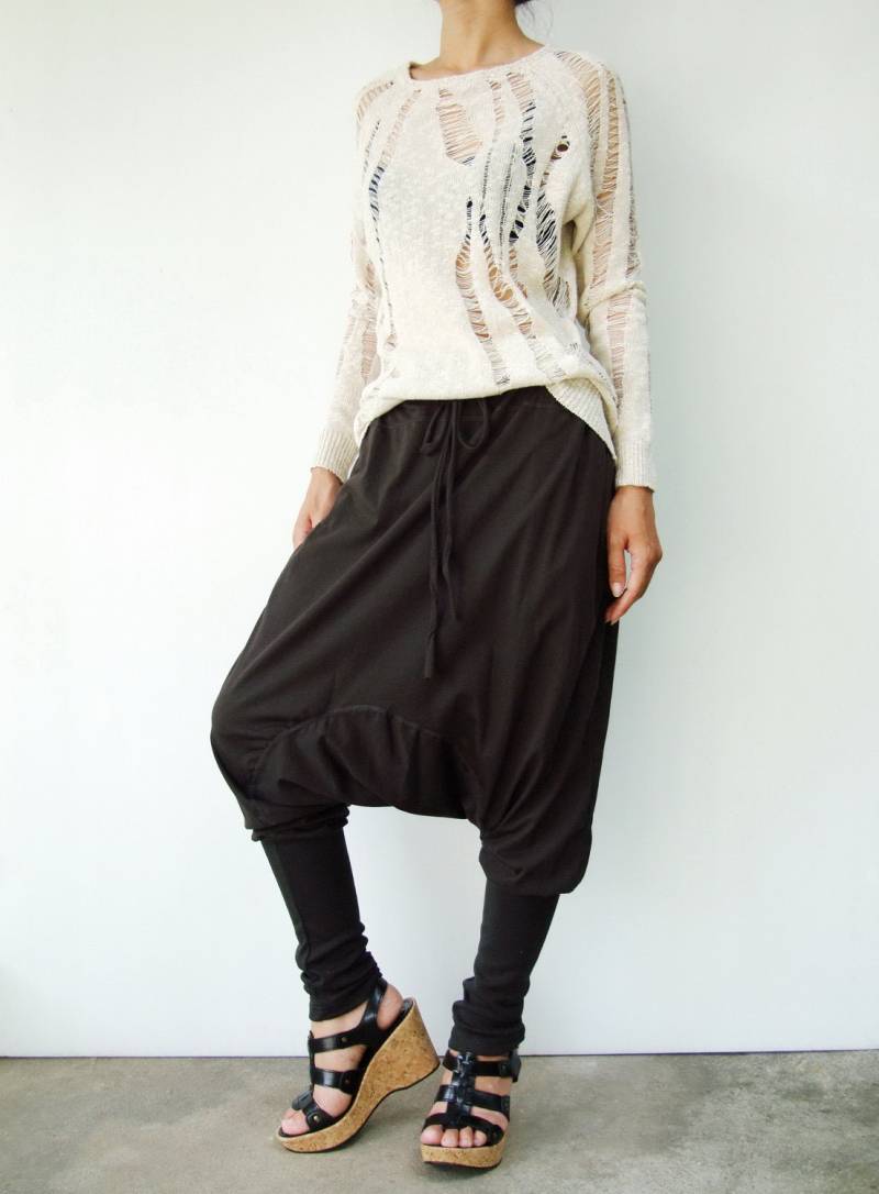 No.58 Damen Kordelzug Taille Haremshose Mit Tiefem Schritt, Lockere Haremshose, Unisex Hose in Charcoal von JoozieCotton