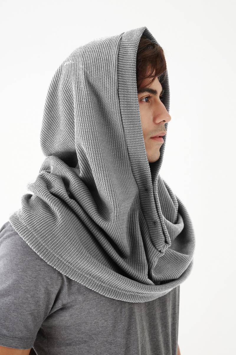 No.97 Herren Kapuzenschal, Kapuzenschal in Hellgrau von JoozieCotton