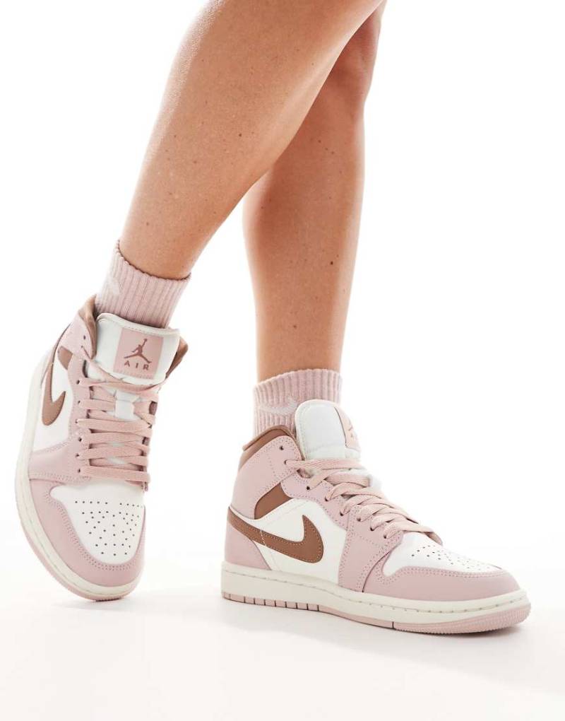 Nike - Jordan 1 Mid - Sneaker in Weiß und Rosa von Jordan