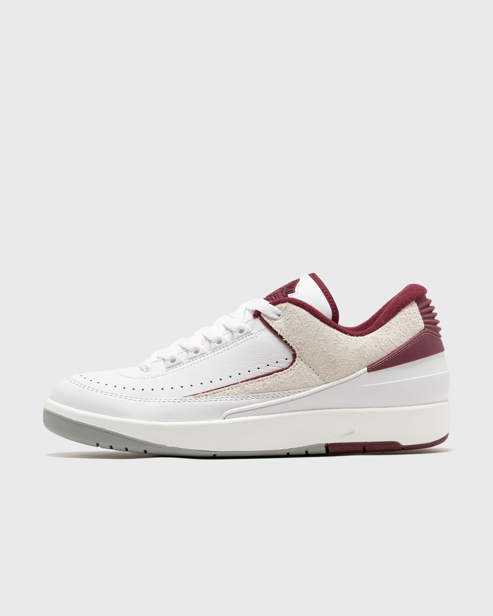 Jordan AIR JORDAN 2 RETRO LOW 'Cherrywood Red' men Basketball|High-& Midtop red|white in Größe:42,5 von Jordan