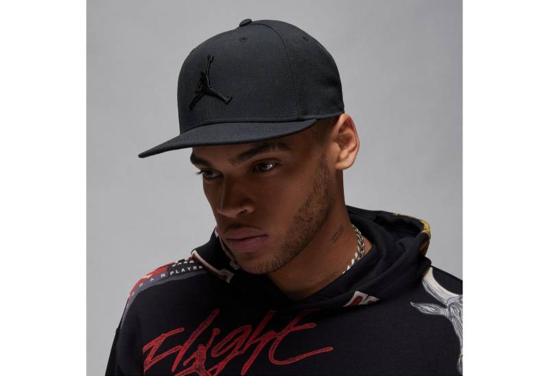 Jordan Baseball Cap U J PRO CAP S FB JUMPMAN sportlicher Stil, flacher Schirm, integriertes Schweißband von Jordan