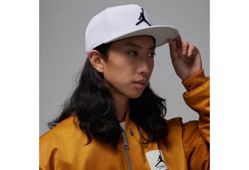 Jordan Baseball Cap U J PRO CAP S FB JUMPMAN sportlicher Stil, flacher Schirm, integriertes Schweißband von Jordan