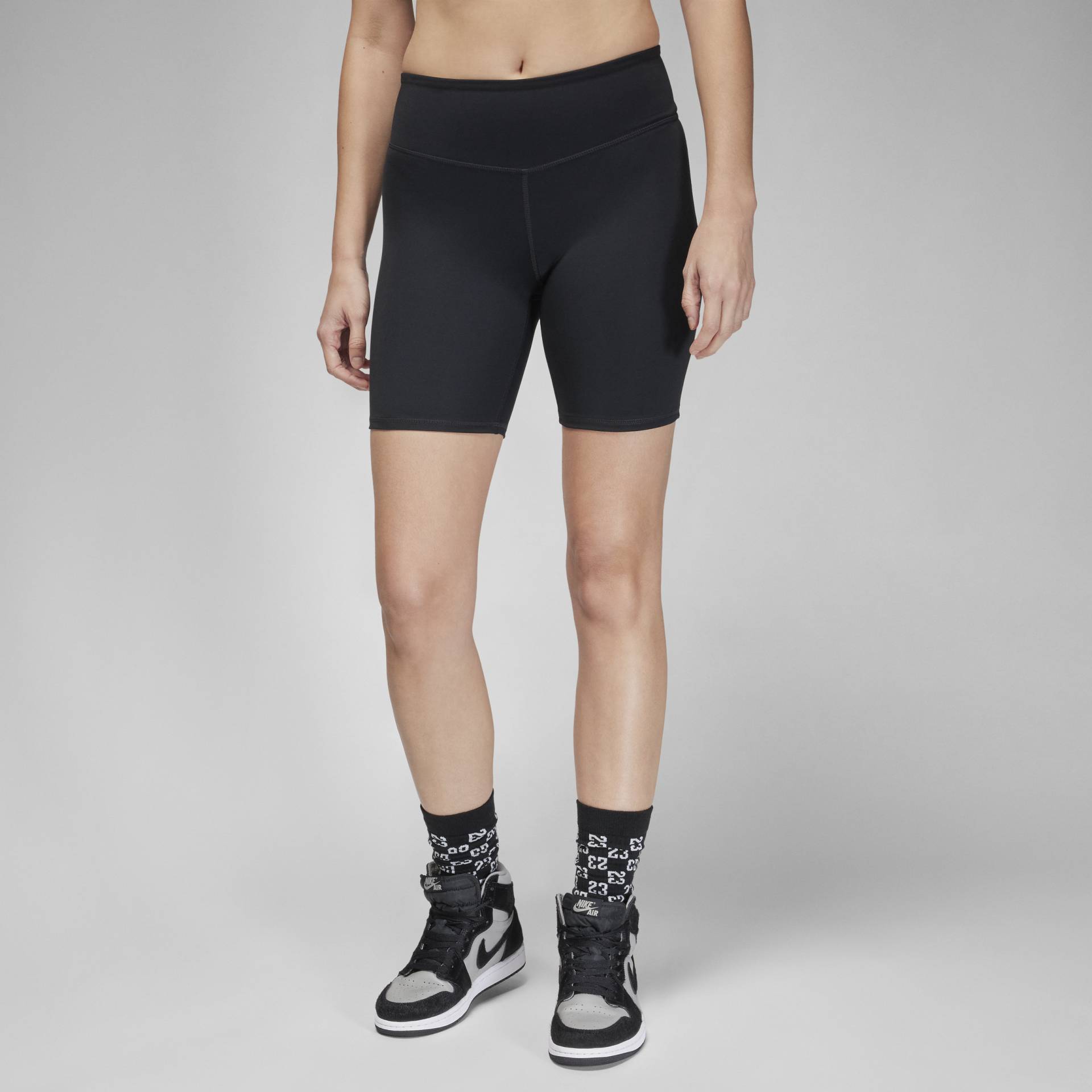 Jordan Sport Bike-Shorts mit hohem Bund für Damen (ca. 18 cm) - Schwarz von Jordan