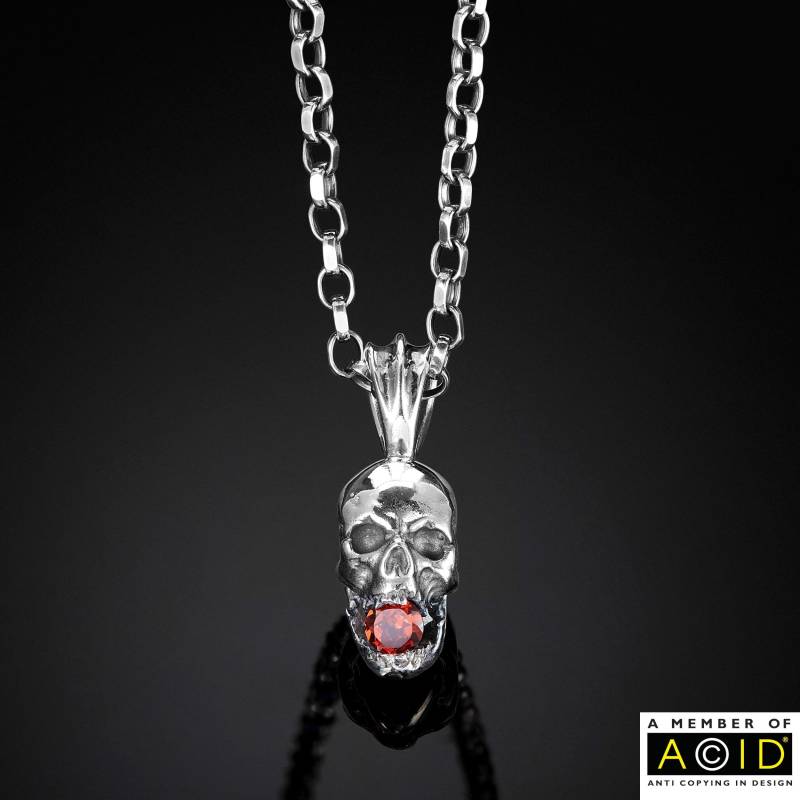 Venom Skull Anhänger Mit Rundem Edelstein Venom Skull Anhänger Mit Rundem Edelstein von JordanHerryJewellery