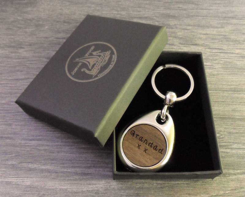 Personalisierte Grandad Design Schlüsselanhänger, Custom Keychain Personalisierte Grandad Design Schlüsselanhänger, Custom Keychain von JorvikWood