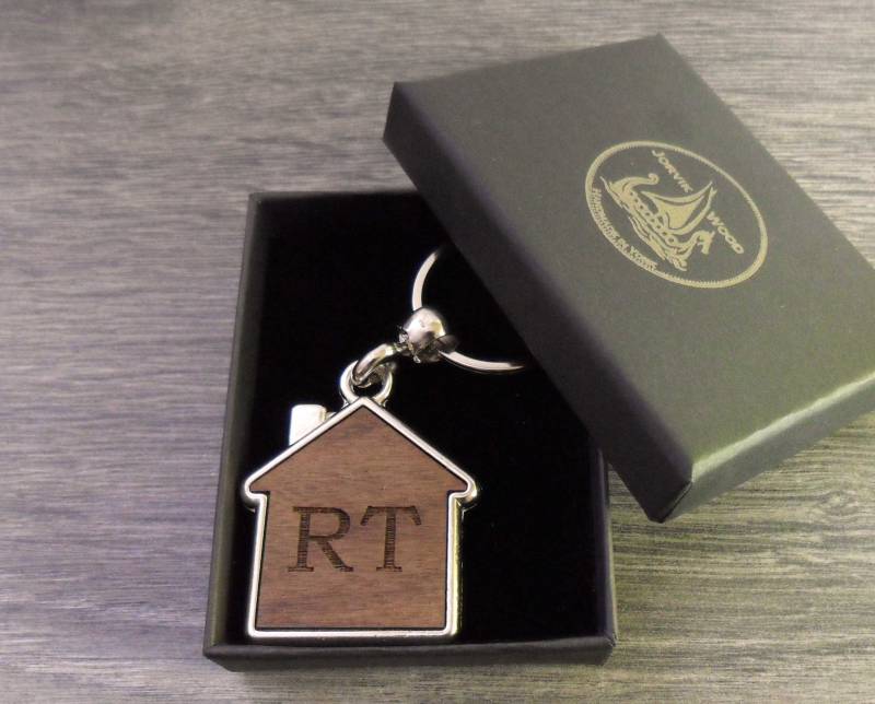 Personalisierte Initialen Design Schlüsselanhänger, Benutzerdefinierte Schlüsselbund Housewarming Neues Zuhause Geschenk von JorvikWood