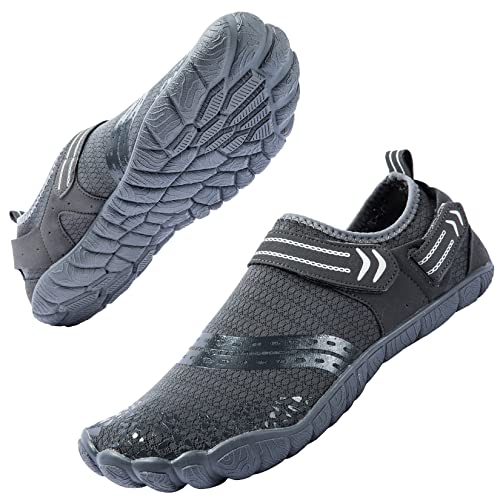 Josaywin Wasserschuhe Herren Schnell Trocknend Barfußschuhe Zehenschuhe rutschfeste Surfschuhe Schwimmschuhe, Dunkelgrau,49 von Josaywin