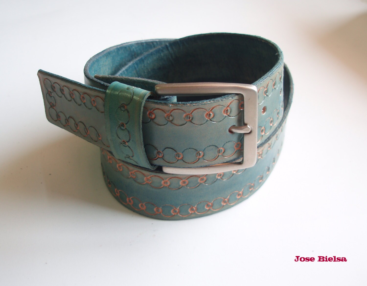 4 cm Blauer Gestanzter Ledergürtel 4 cm Blauer Gestanzter Ledergürtel von JoseBielsa