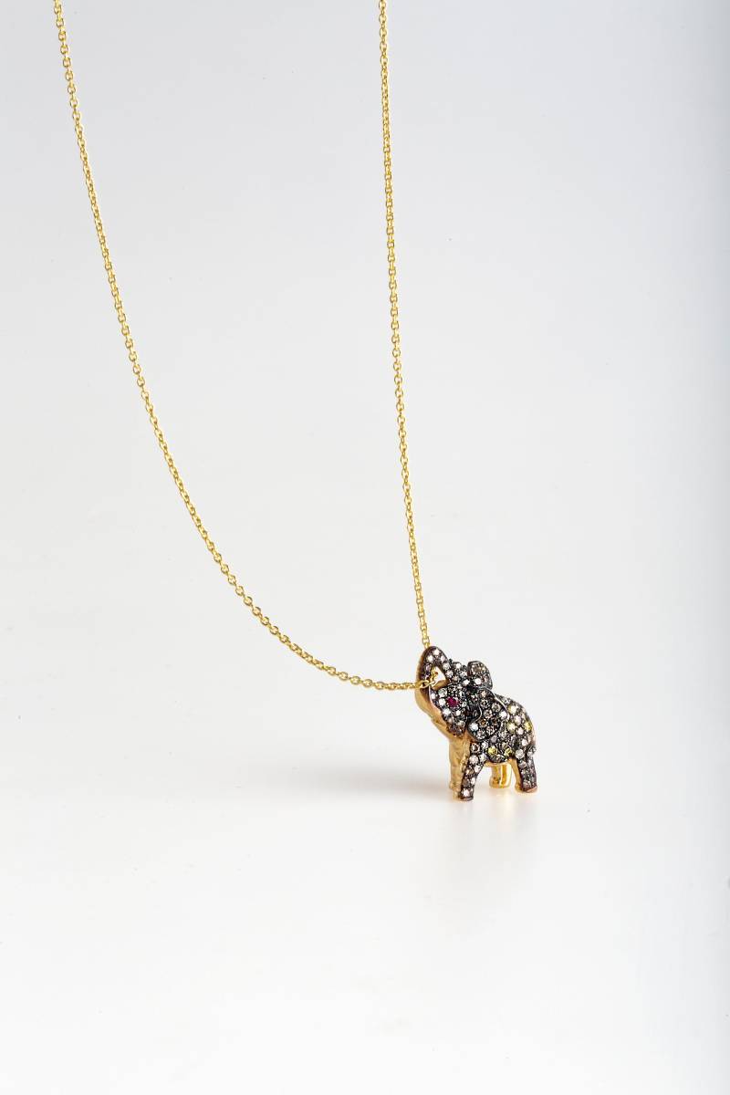 18K Gelbgold Elefant-Halskette - Handgefertigter Anhänger Mit Gelbem Diamanten | 0.10Ct Und Braunen | 0.55Ct Symbol Des Glücks von Josefhjewelery
