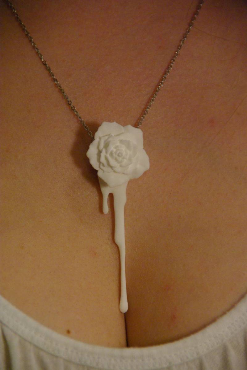 Blutende Herzrose | Weiß Blutende Herzrose | Weiß von JoshHarker
