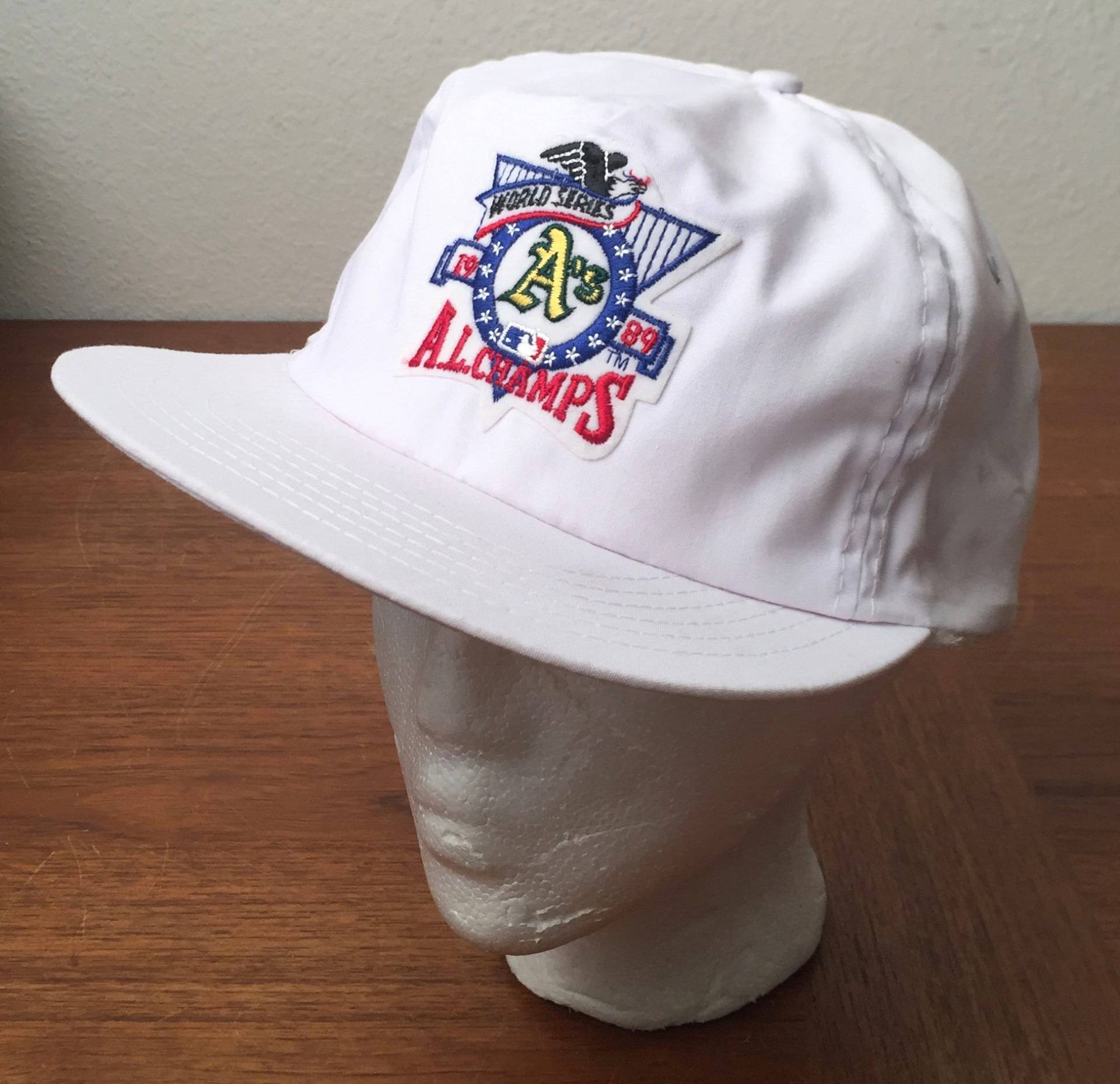 Oakland A Es 1989 Al Champs Offiziell Lizenziert Mlb Snapback Oakland A Es 1989 Al Champs Offiziell Lizenziert Mlb Snapback von JoshRickun