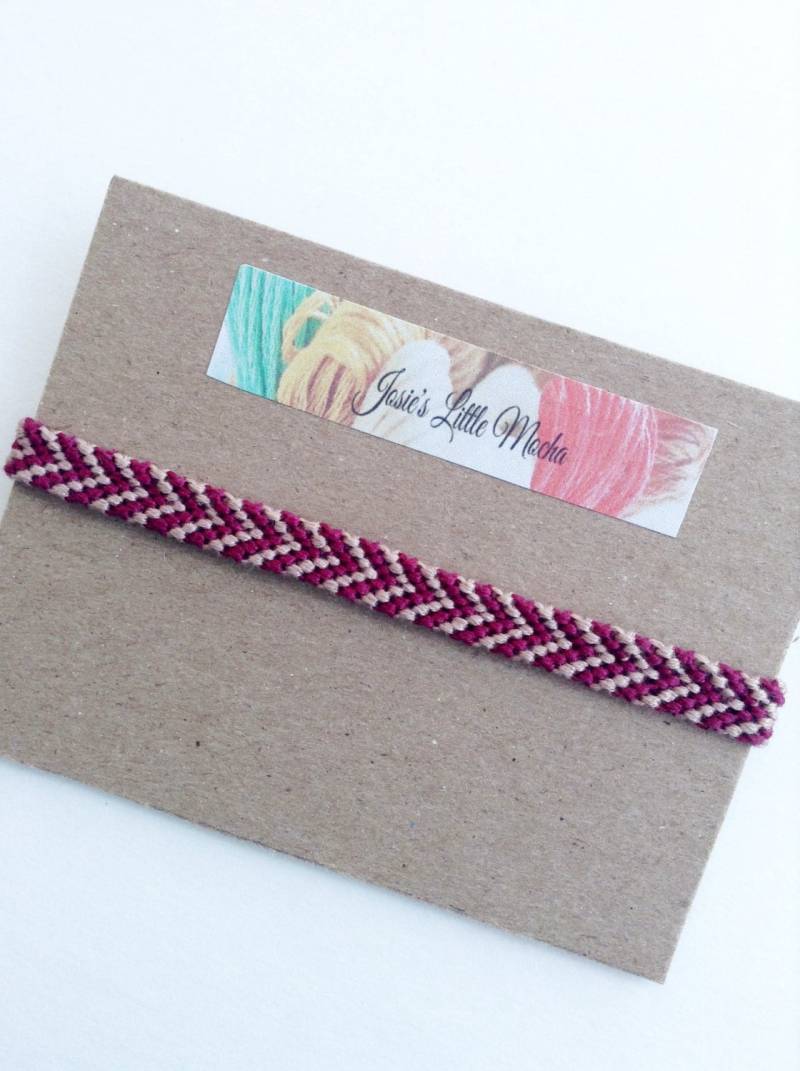 Mittlerer Größe Chevron Freundschaftsarmband/V-Form Anpassbare Armband Mittlerer Größe Chevron Freundschaftsarmband/V-Form Anpassbare Armband von JosiesLittleMocha
