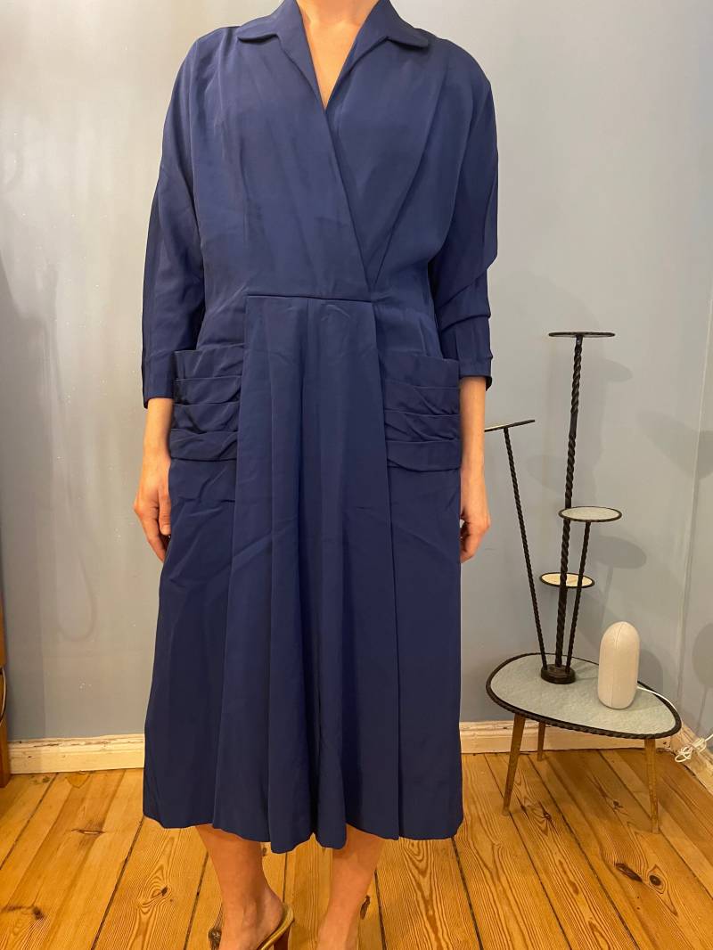 50Er Jahre Xl Rockabilly Kleid in Marineblau/Dunkelblau 50Er Jahre Xl Rockabilly Kleid in Marineblau/Dunkelblau von JosuDeJosusVintagesh
