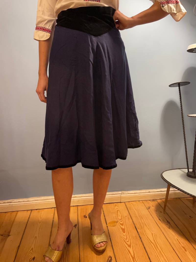 Schwarz-Blauer Rock True Vintage 1950's Schwarz-Blauer Rock True Vintage 1950's von JosuDeJosusVintagesh