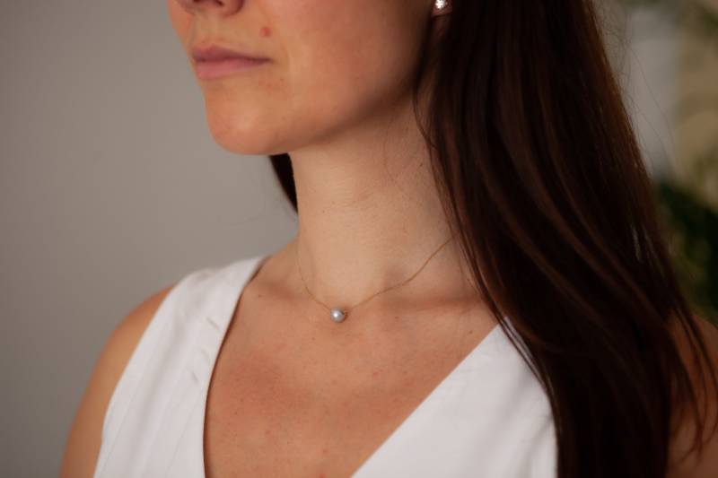 Monroe Gold Floating Pearl Halskette | 9 Karat Massiv 375 9K Süsswasserperle Aaa Monroe Gold Floating Pearl Halskette | 9 Karat Massiv 375 9K Süsswasserperle Aaa von Joulberry