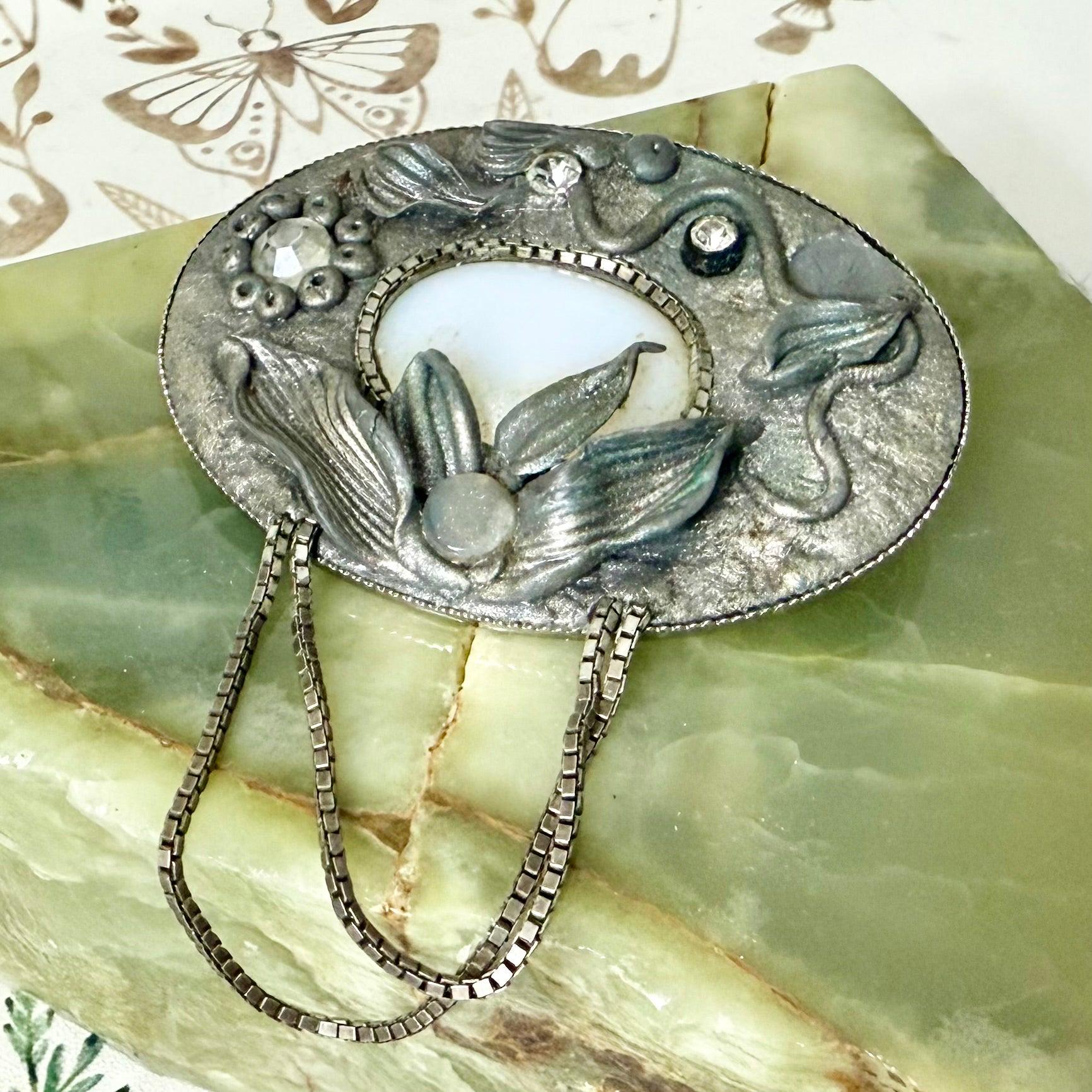 Brosche Vintage Alt Schmuck Anhänger Silber Titanic Viktorianisch Französisch Geschenk Freundin Accessoires Anstecker Kette Mode Sammlung Brosche Vintage Alt Schmuck Anhänger Silber Titanic Viktorianisch Französisch Geschenk Freundin Accessoires Anstecker Kette Mode Sammlung von Jovarte