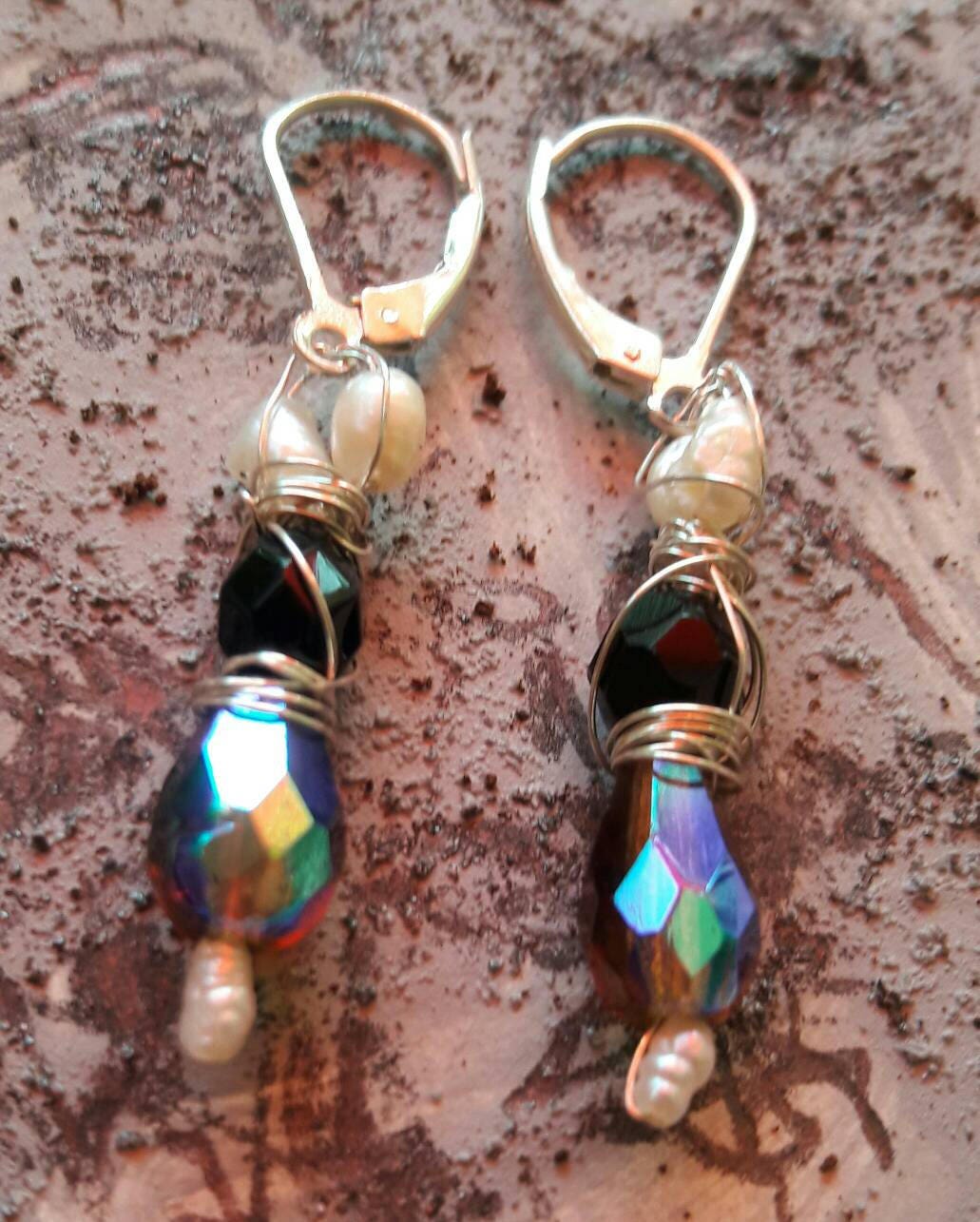 Ohrringe Aus Sterlingsilber Mit Kristall Und Süßwasserperlen Nr. 34 Ohrringe Aus Sterlingsilber Mit Kristall Und Süßwasserperlen Nr. 34 von JoyJewelryandCrafts