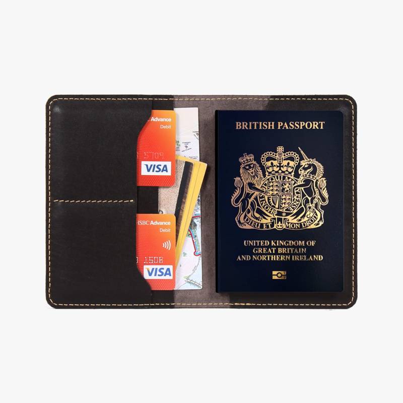 Traveller's Set Aus Leder Passhülle Und Gepäckanhänger Passport Cover Mit Kartenhaltern Reisedokument Brieftasche Traveller's Set Aus Leder Passhülle Und Gepäckanhänger Passport Cover Mit Kartenhaltern Reisedokument Brieftasche von JoyToken
