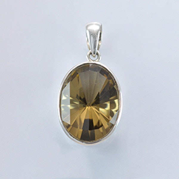 Pendant With Smoky Quartz - Unique Boho Jewelry- Lightweight & Durable Jewelry Gift For Her Pendant With Smoky Quartz - Unique Boho Jewelry- Lightweight & Durable Jewelry Gift For Her von JoyaJewelsSoul