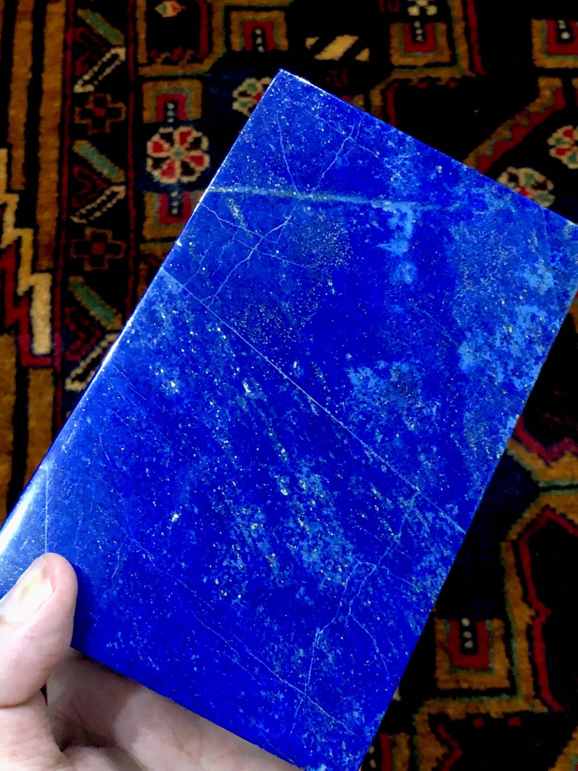 Bestnote Lapislazuli Schmuckschatulle - Natürliche Tiefblaue Kristallbox Schatzkästchen Mittlere Größe Wohnkulturbox Heilungsbox Bestnote Lapislazuli Schmuckschatulle - Natürliche Tiefblaue Kristallbox Schatzkästchen Mittlere Größe Wohnkulturbox Heilungsbox von JoyaleriaFrancescaa