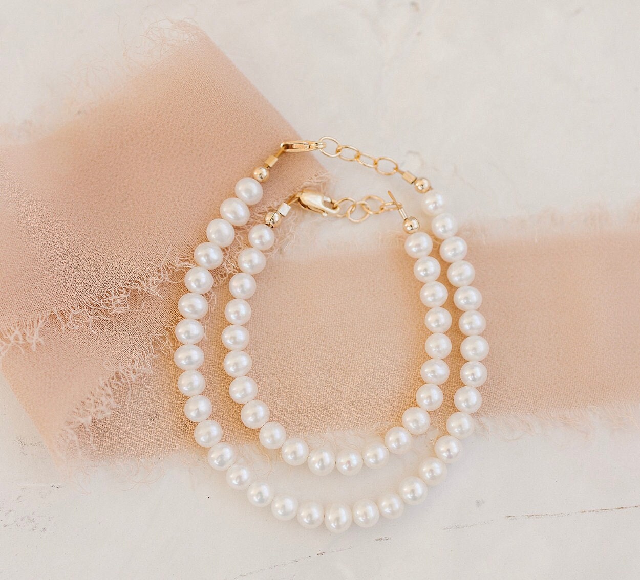 Süßwasser Perle Armband - Gold Gefüllt Baby Kleinkind Mama Und Mich Passende Säugling von JoyfulBeadCompany