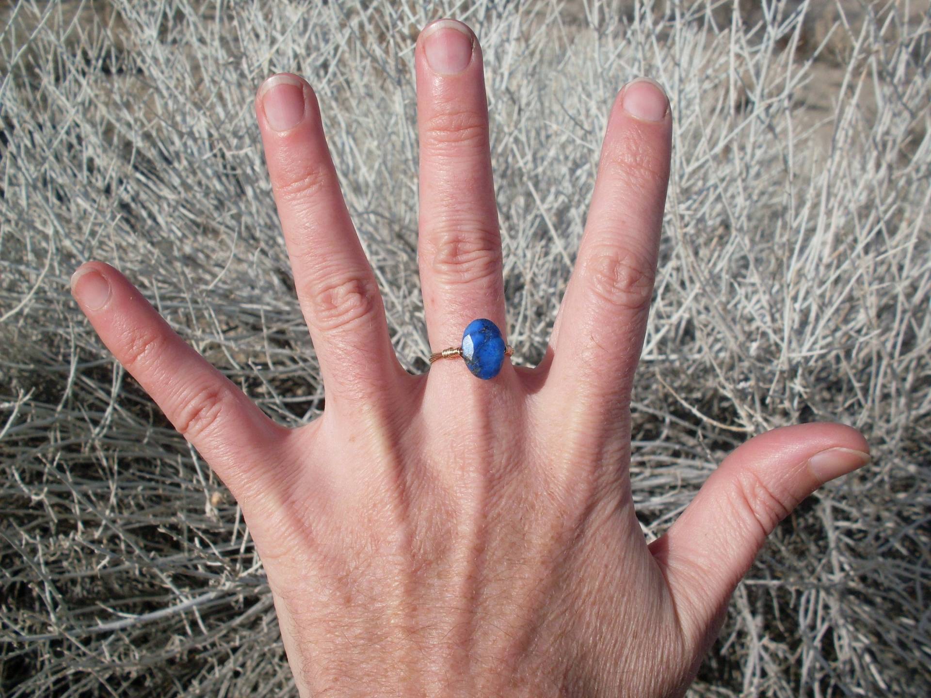 Blauer Lapisdraht Gewickelt Ring, Gold Filled Wire Wrapped Zierliche Dünne Band, Blau Lapis Rose Schliff Edelstein Blauer Lapisdraht Gewickelt Ring, Gold Filled Wire Wrapped Zierliche Dünne Band, Blau Lapis Rose Schliff Edelstein von JoyfulLittleRings